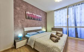 Spinola Court - Stunning Seaview Apartment & Penthouse On Spinola Bay By Shortletsmalta